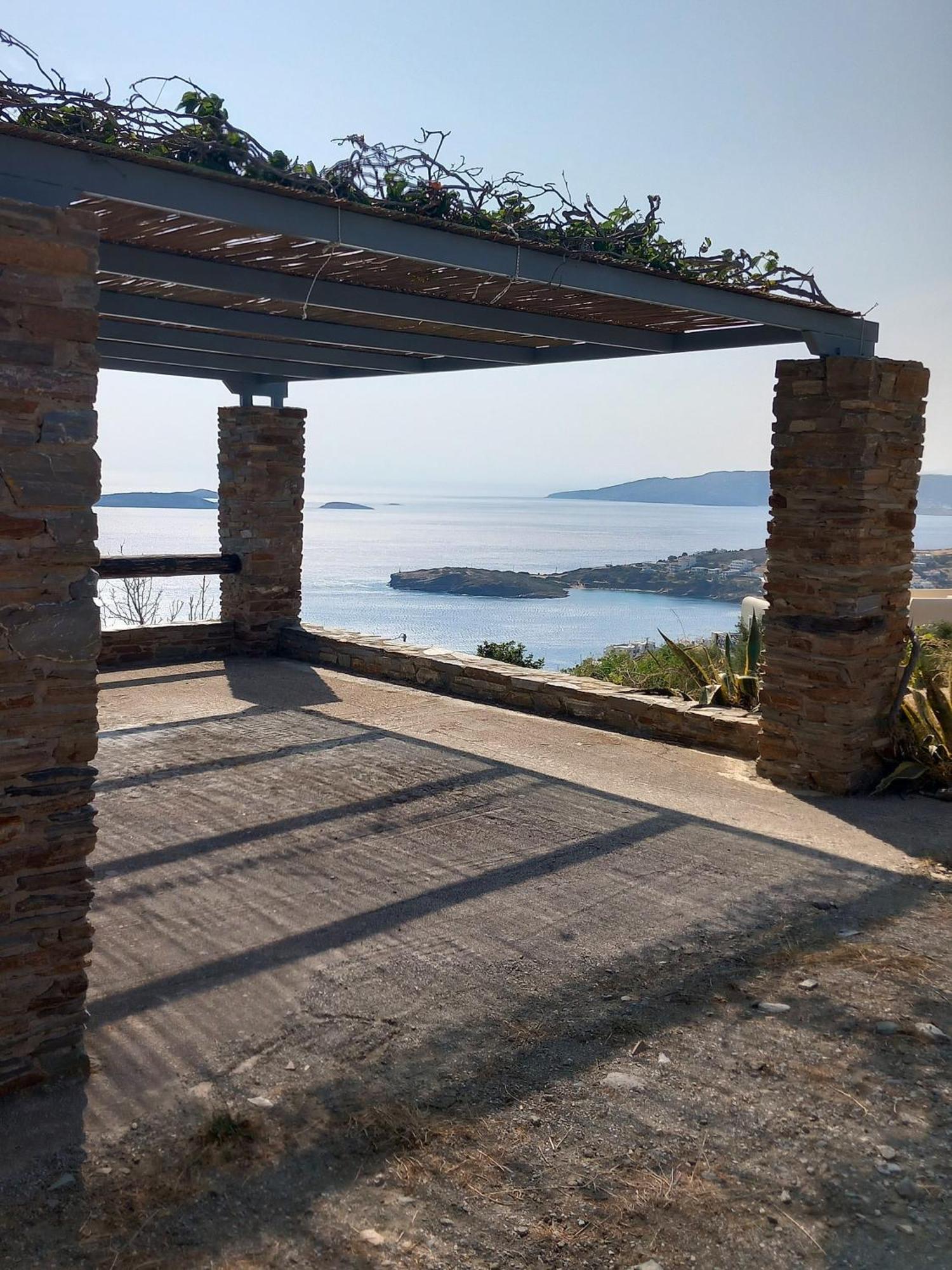Tatil Evi Vereniki Andros Batsi